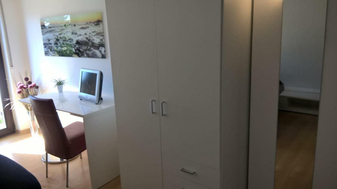 Ferien Apartment Antonie-Haupt-Strasse トリーア エクステリア 写真